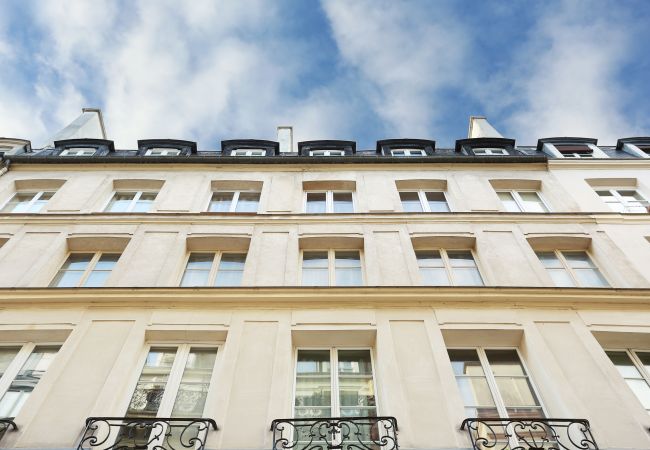 Apartment in Paris - Bourg Tibourg - District Le Marais