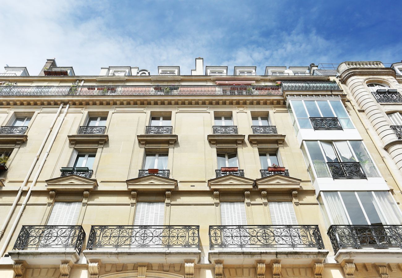 Apartment in Paris - Chaillot