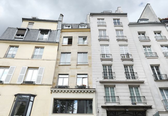 Apartment in Paris - BUCI