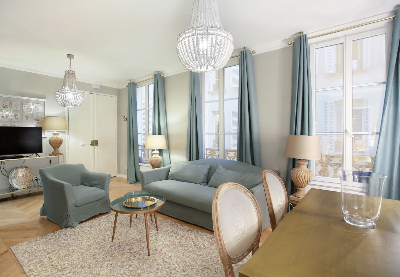 Apartment in Paris - L'ISLY 1D-District Opéra/Galeries Lafayette