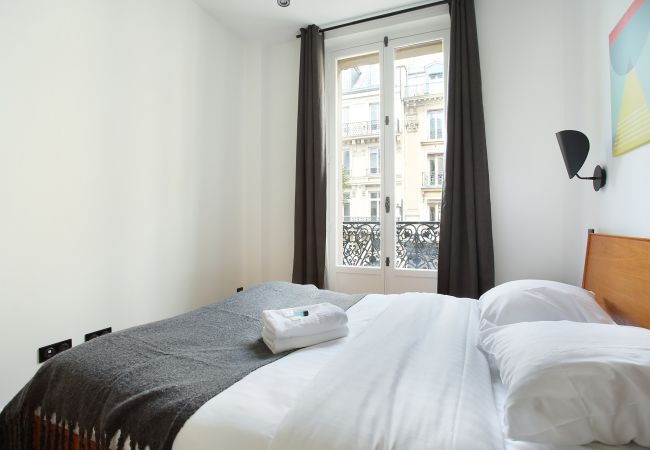 Apartment in Paris - SEBASTOPOL  GREY 2 / 3 ROOMS