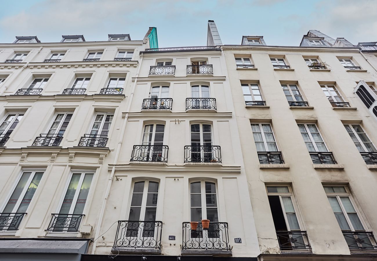 Apartment in Paris - ABOUKIR 105 7