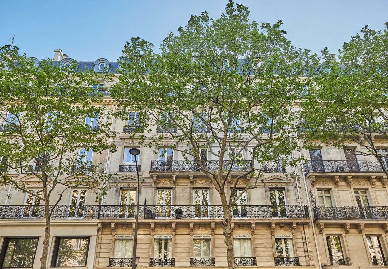 Apartment in Paris - MALESHERBES