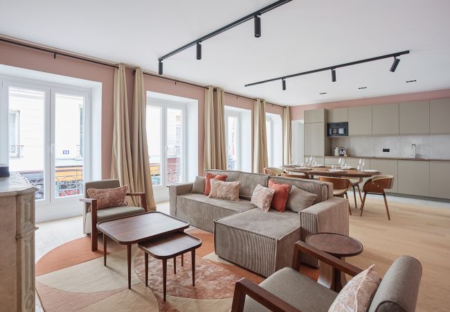 Apartment in Paris - LOMBARDS 1AD