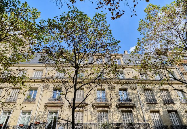 Apartment in Paris - PERCIER