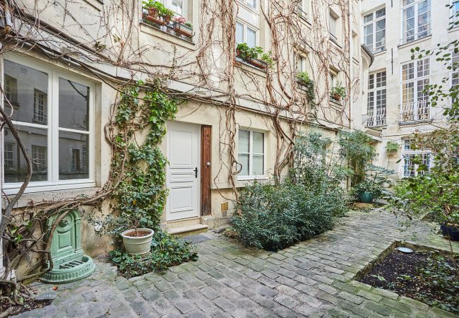 Apartamento en París - CHARLES V 19 2BDR