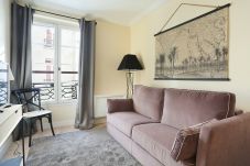 Appartement à Paris - Chenier 4 Nouveau 2P
