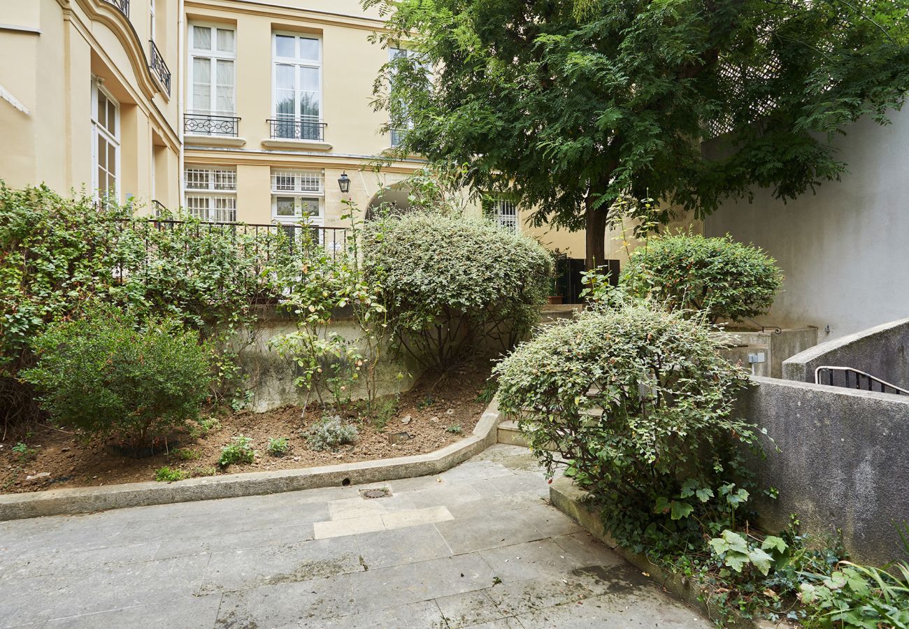 Appartement à Paris - SAINTE ANASTASE 3