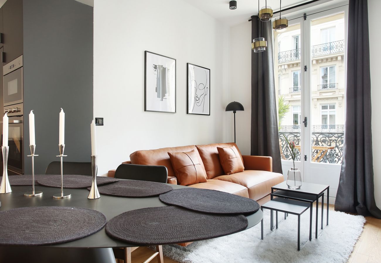 Appartement à Paris - SEBASTOPOL  GREY 2 / 3 ROOMS