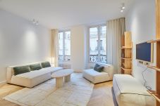 Appartement à Paris - SAINT HONORE 400