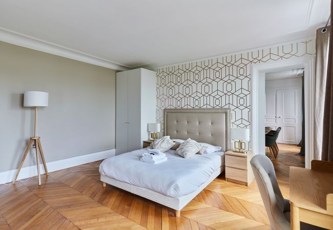 Appartement à Paris - RICHARD LENOIR 4